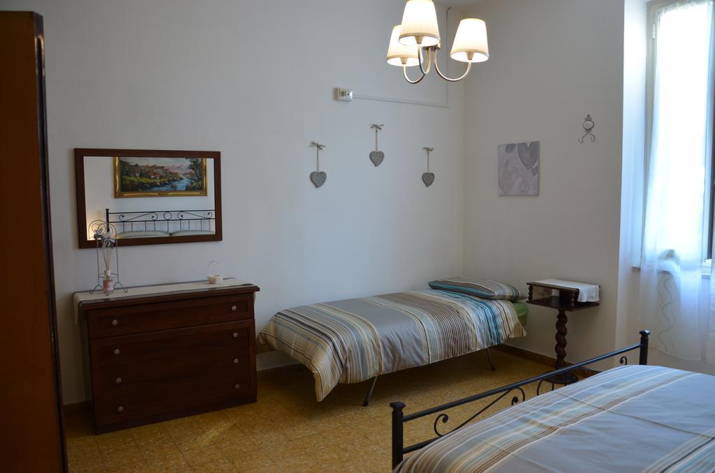 Casa Lia Villa Marina Di Carrara Exterior photo